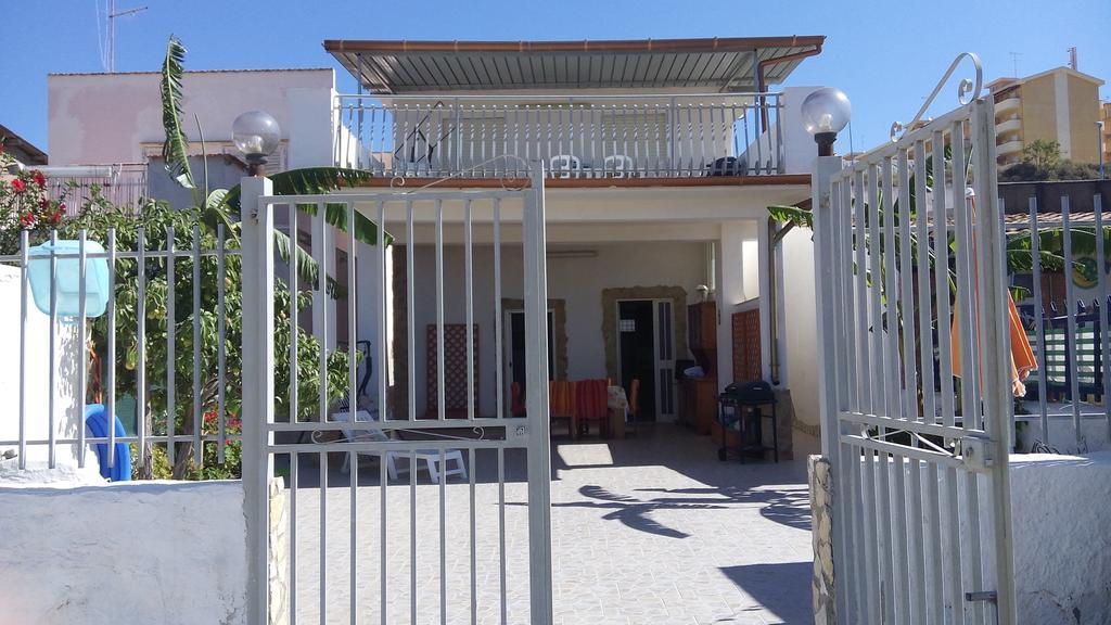 Villa Marinella Porto Empedocle Ruang foto