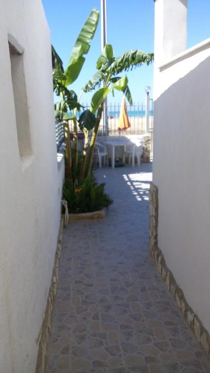 Villa Marinella Porto Empedocle Ruang foto