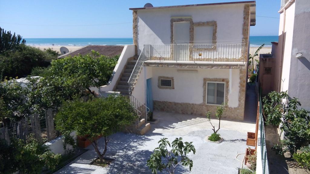 Villa Marinella Porto Empedocle Ruang foto